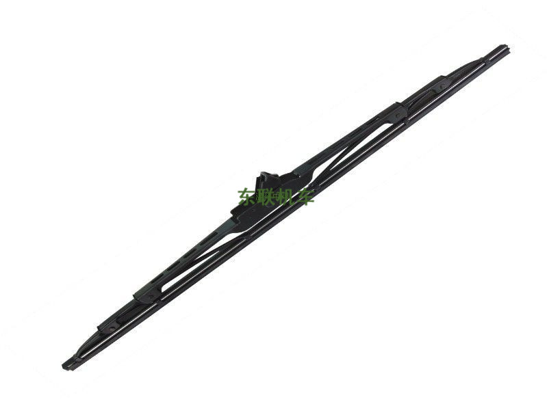 Universal wiper blade